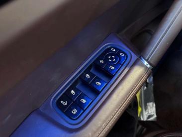 Porsche Cayenne III Turbo — photo 31