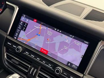 Porsche Macan Electrique — photo 23