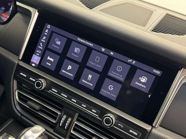 Porsche Macan Electrique — photo 24