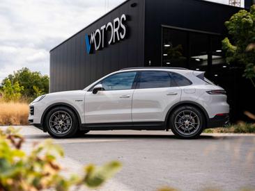 Porsche Cayenne III E-Hybrid — photo 2