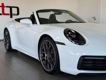 Porsche 992 I Carrera 4 — photo 29