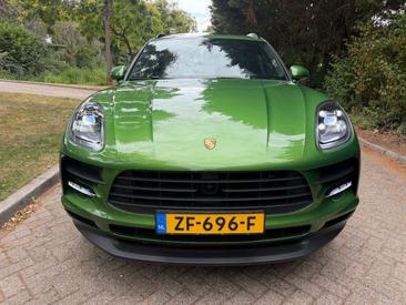 Porsche Macan Electrique Base — photo 3