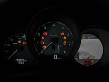 Porsche Macan Electrique S — photo 22