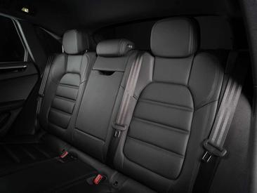 Porsche Macan Electrique S — photo 23
