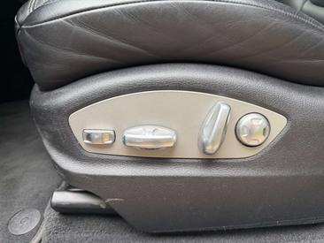 Porsche Macan Electrique Base — photo 9