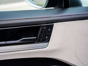 Porsche Cayenne III E-Hybrid — photo 14
