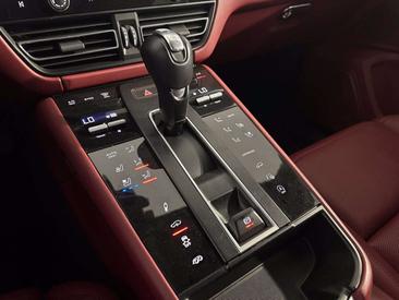 Porsche Macan Electrique Base — photo 18