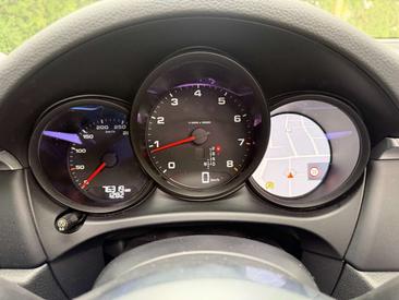 Porsche Macan Electrique Base — photo 24