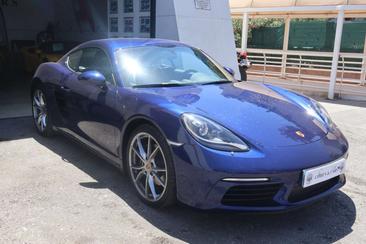 Porsche 718 Cayman — photo 29