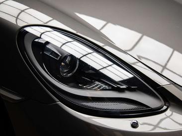 Porsche 718 Cayman — photo 10