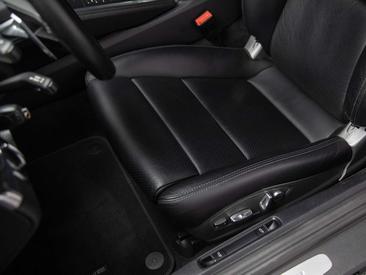 Porsche 718 Cayman — photo 22