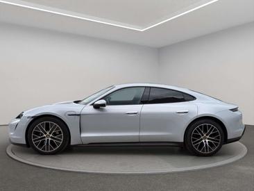 Porsche Taycan — photo 7