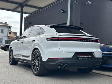 Porsche Cayenne III E-Hybrid — photo 10