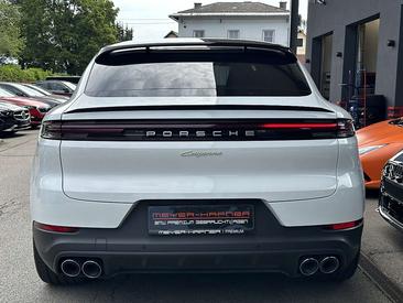Porsche Cayenne III E-Hybrid — photo 11