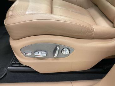 Porsche Macan Electrique Base — photo 9