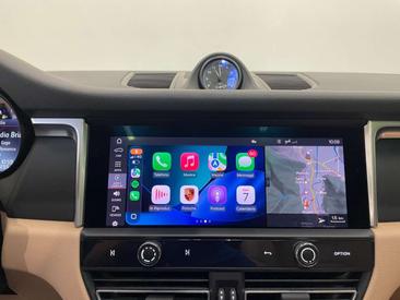Porsche Macan Electrique Base — photo 13