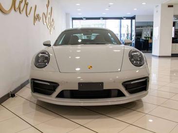 Porsche 992 I Carrera — photo 11