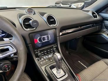 Porsche 718 Spyder — photo 10