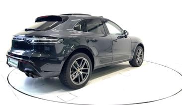 Porsche Macan Electrique Base — photo 38
