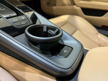 Porsche 992 I Carrera — photo 38