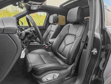 Porsche Macan Electrique S — photo 10