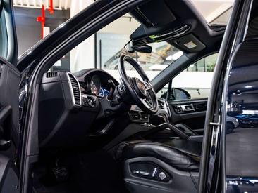 Porsche Cayenne III E-Hybrid — photo 12