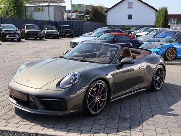 Porsche 992 I Carrera 4S — photo 4