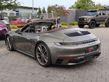 Porsche 992 I Carrera 4S — photo 6