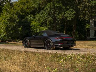 Porsche 991 II GTS — photo 31