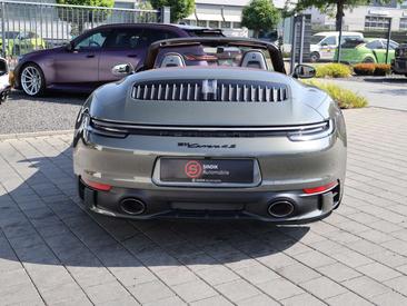 Porsche 992 I Carrera 4S — photo 8