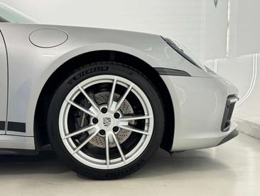 Porsche 992 I Carrera — photo 10