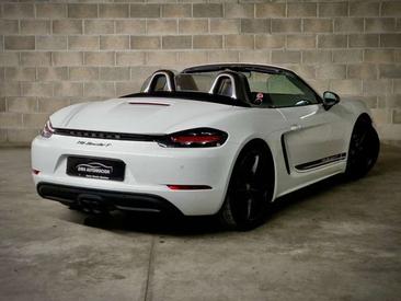 Porsche 718 Spyder — photo 8