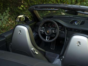 Porsche 991 II GTS — photo 42