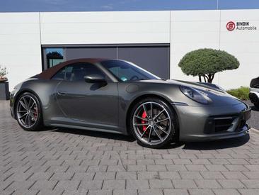 Porsche 992 I Carrera 4S — photo 27