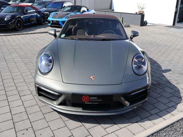 Porsche 992 I Carrera 4S — photo 30