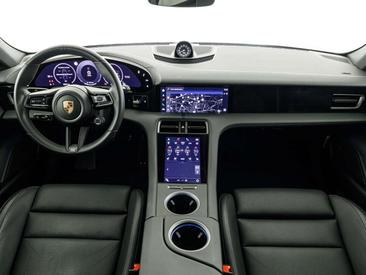 Porsche Taycan 4S — photo 13
