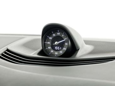 Porsche Taycan 4S — photo 18
