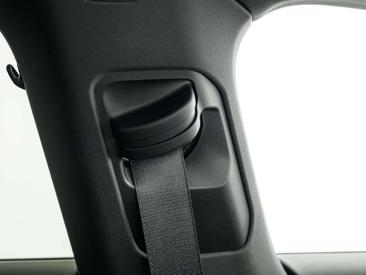Porsche Taycan 4S — photo 19