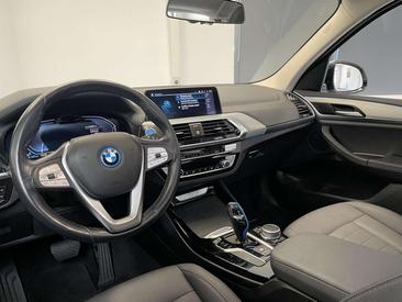 BMW iX3 Executive EDrive40 — photo 3
