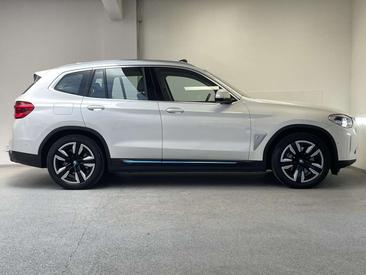 BMW iX3 Executive EDrive40 — photo 7