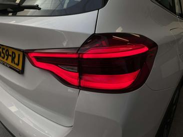 BMW iX3 Executive EDrive40 — photo 44