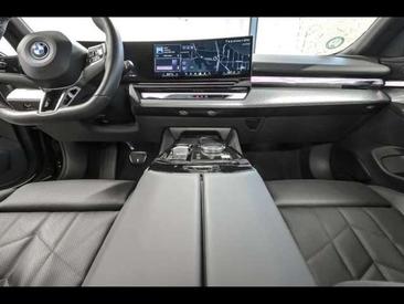 BMW I5 M Sport EDrive40 — photo 3