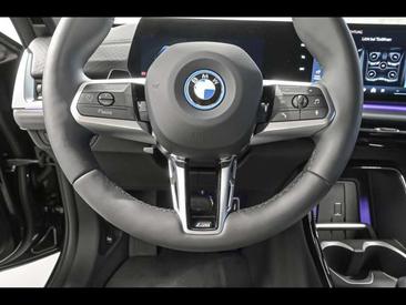 BMW IX2 M Sport EDrive20 — photo 4