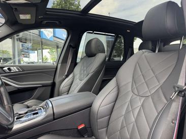 BMW X5 XDrive50e — photo 7