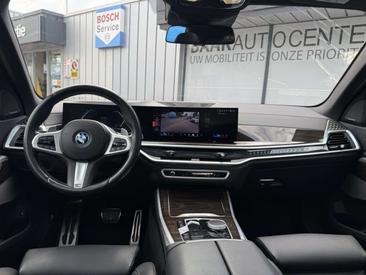 BMW X5 XDrive50e — photo 8