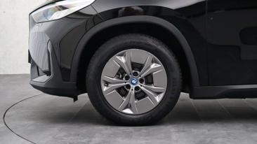 BMW IX1 Launch Edition XDrive30 — photo 6