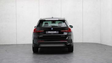 BMW IX1 Launch Edition XDrive30 — photo 24