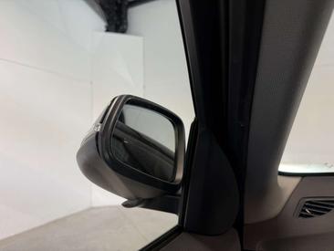 BMW X1 XDrive25e — photo 16