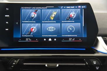 BMW X1 XDrive20d — photo 14