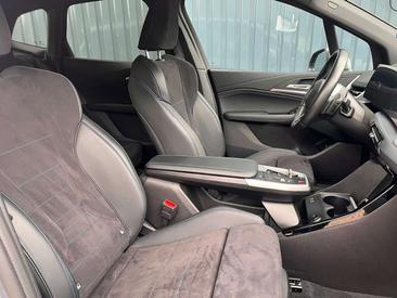 BMW 218 M Sport — photo 11